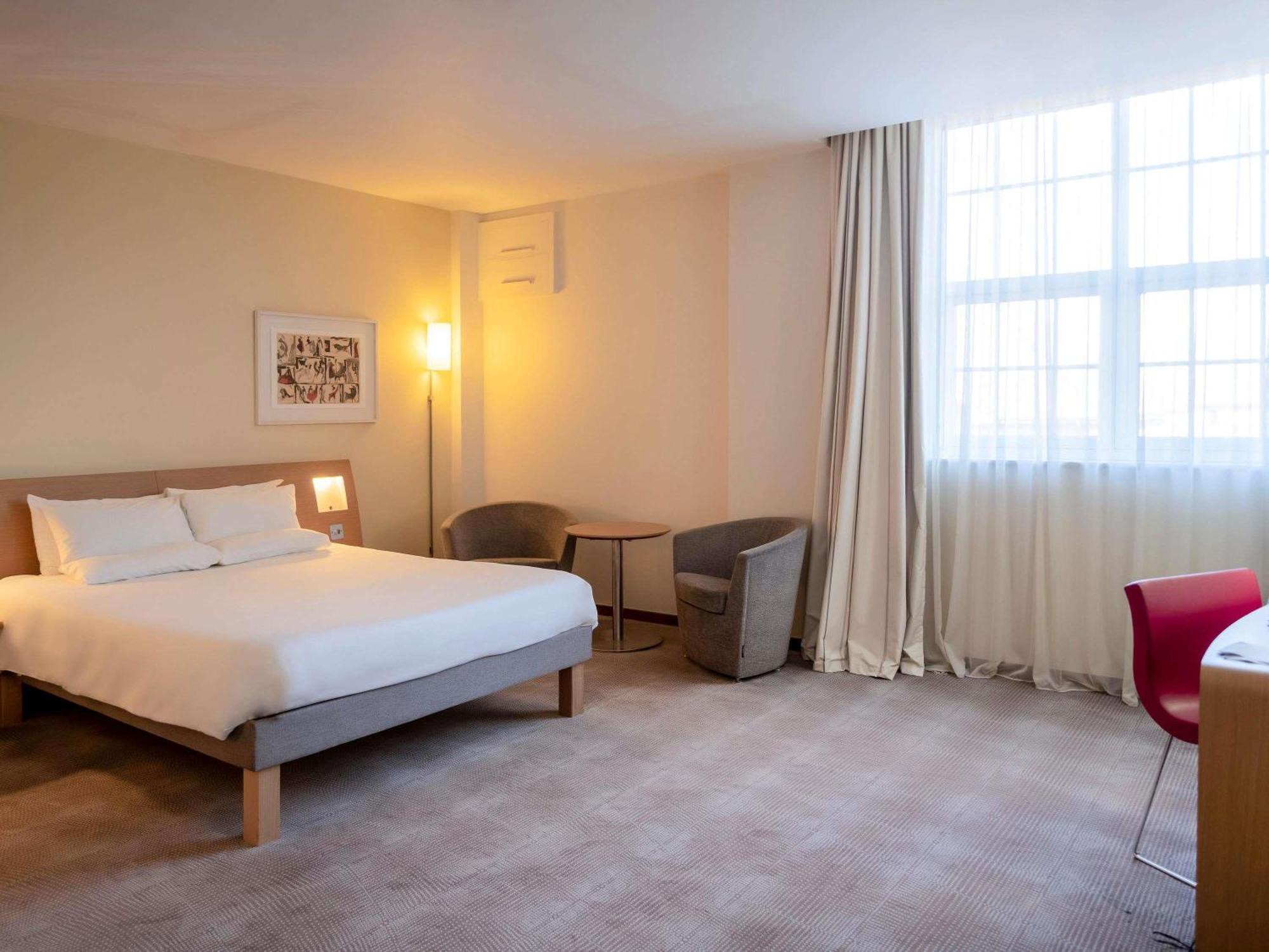Superior Queen Room